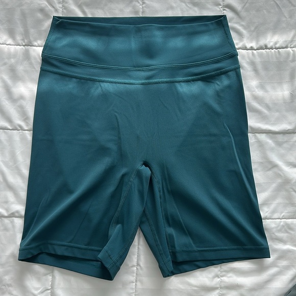 💙 Bike Short Bundle - Picture 4 of 11